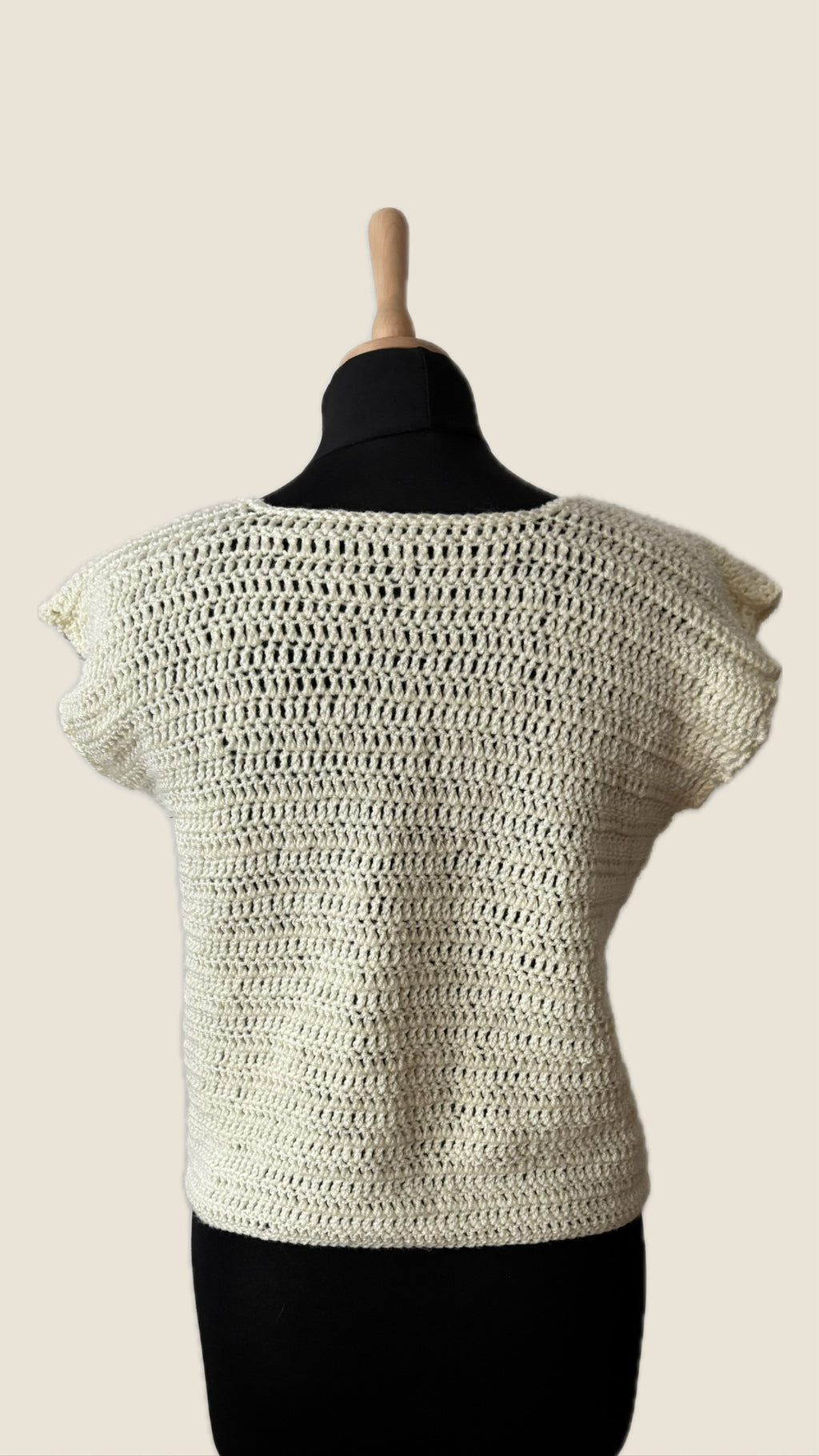 T-shirt butter yellow