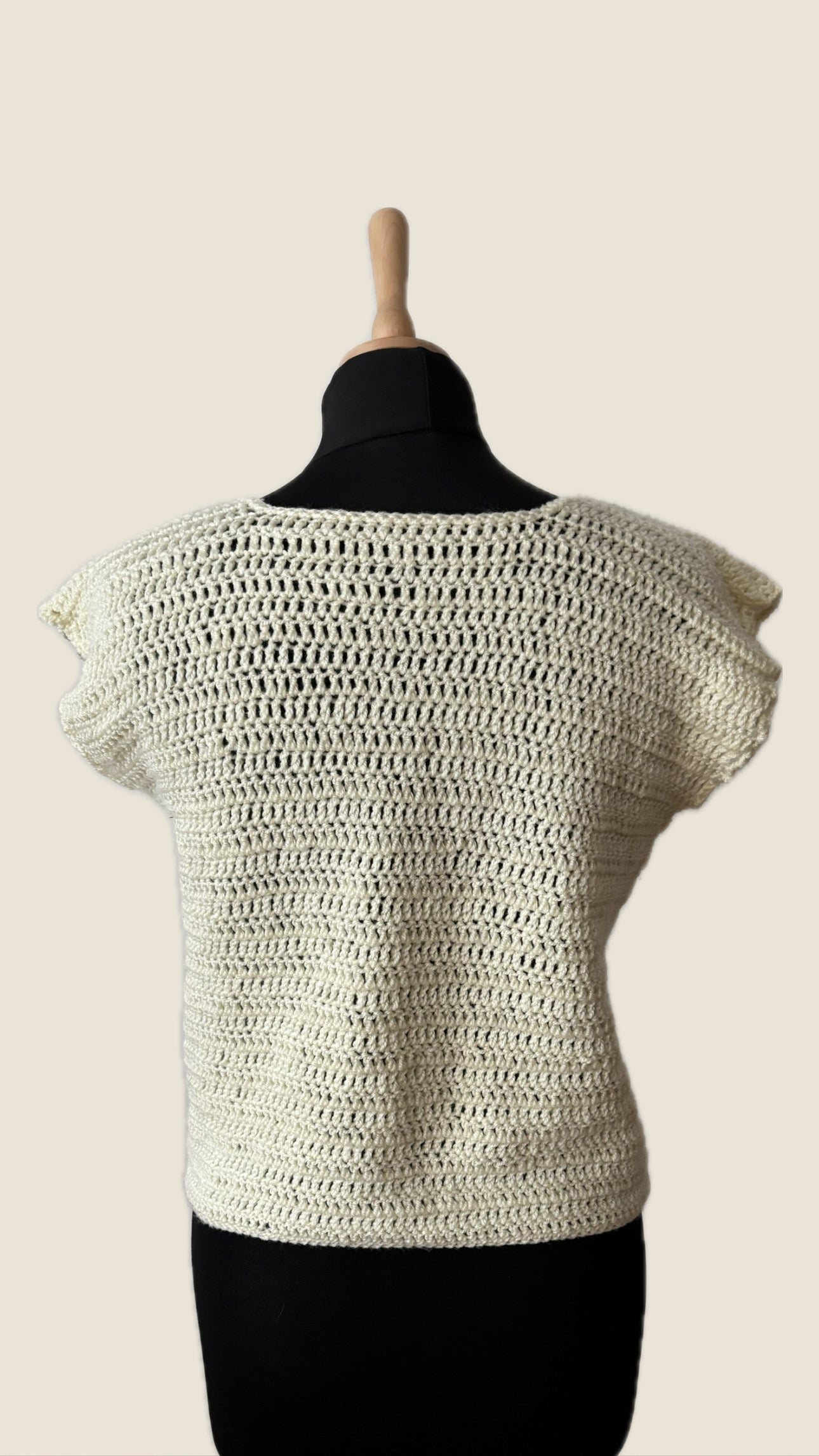 T-shirt butter yellow