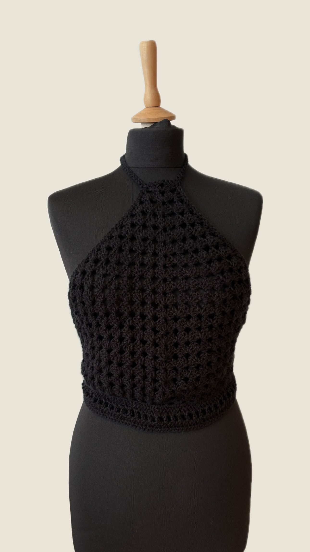 Granny Triangle Top schwarz